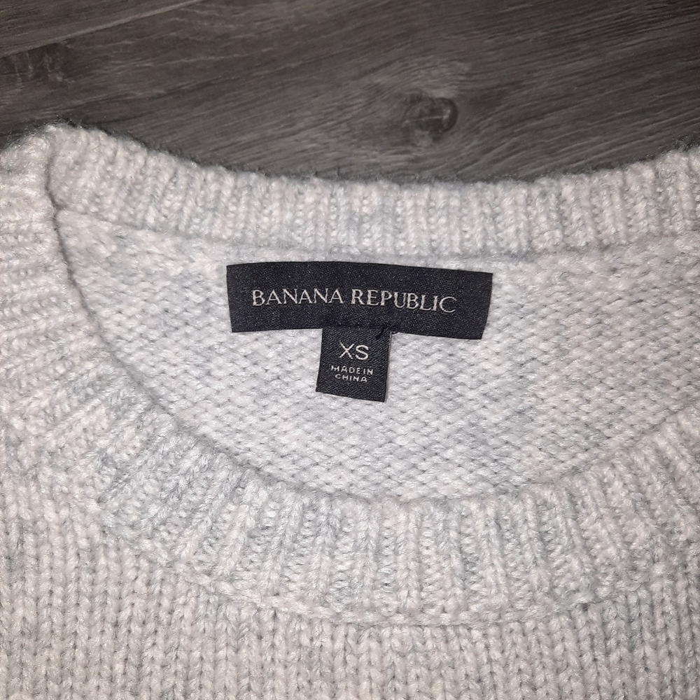 Banana Republic Ruffle Front Crewneck Sweater - Picture 3 of 6